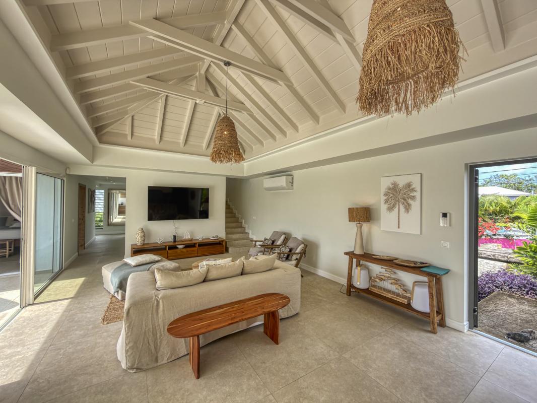 17.Location Villa piscine vue mer St François Guadeloupe_Salon